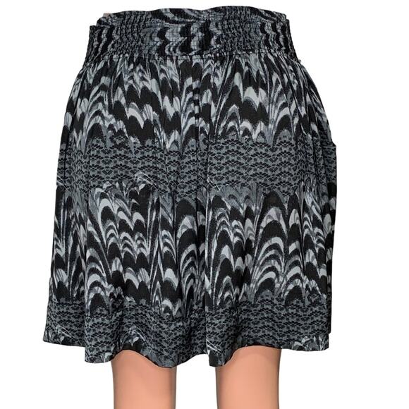 Banana Republic Skirt Elastic Waistband Side Pockets Black/Gray Size L - Picture 4 of 12